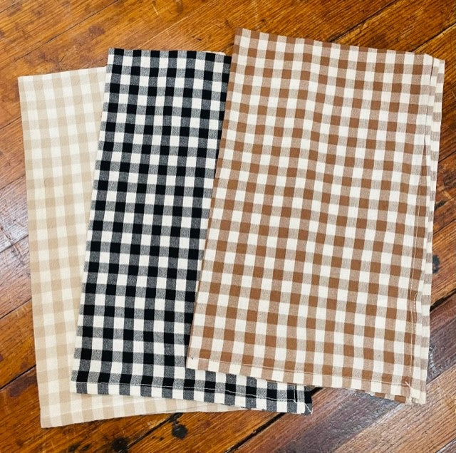 CHECKED TEA TOWEL