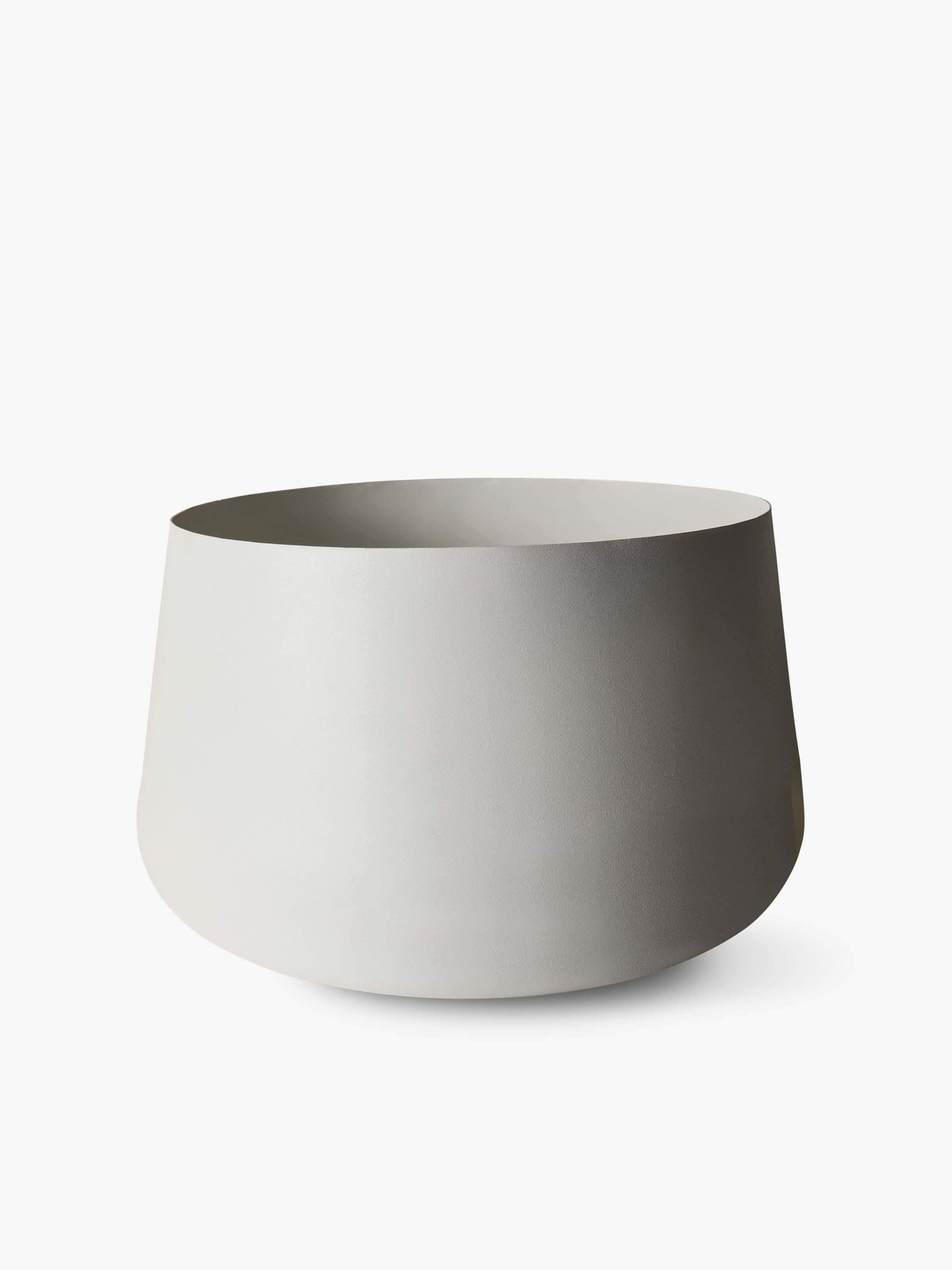 E L and M Home Mona Planter Pots