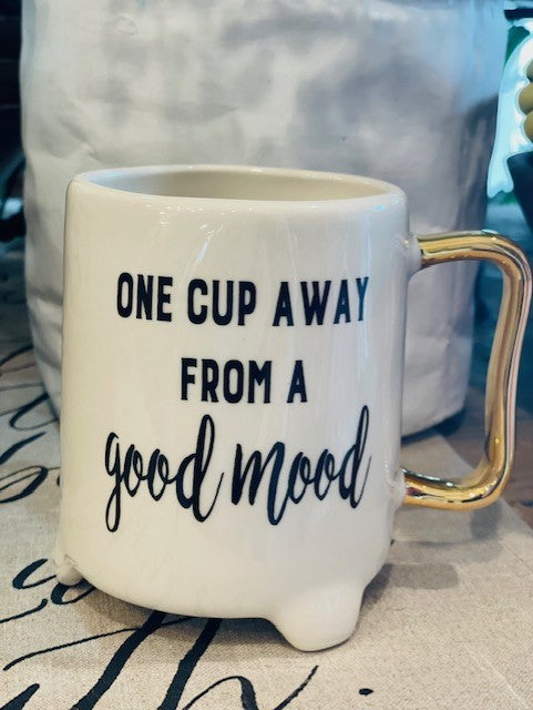 FOOTED MUG WITH SAYING