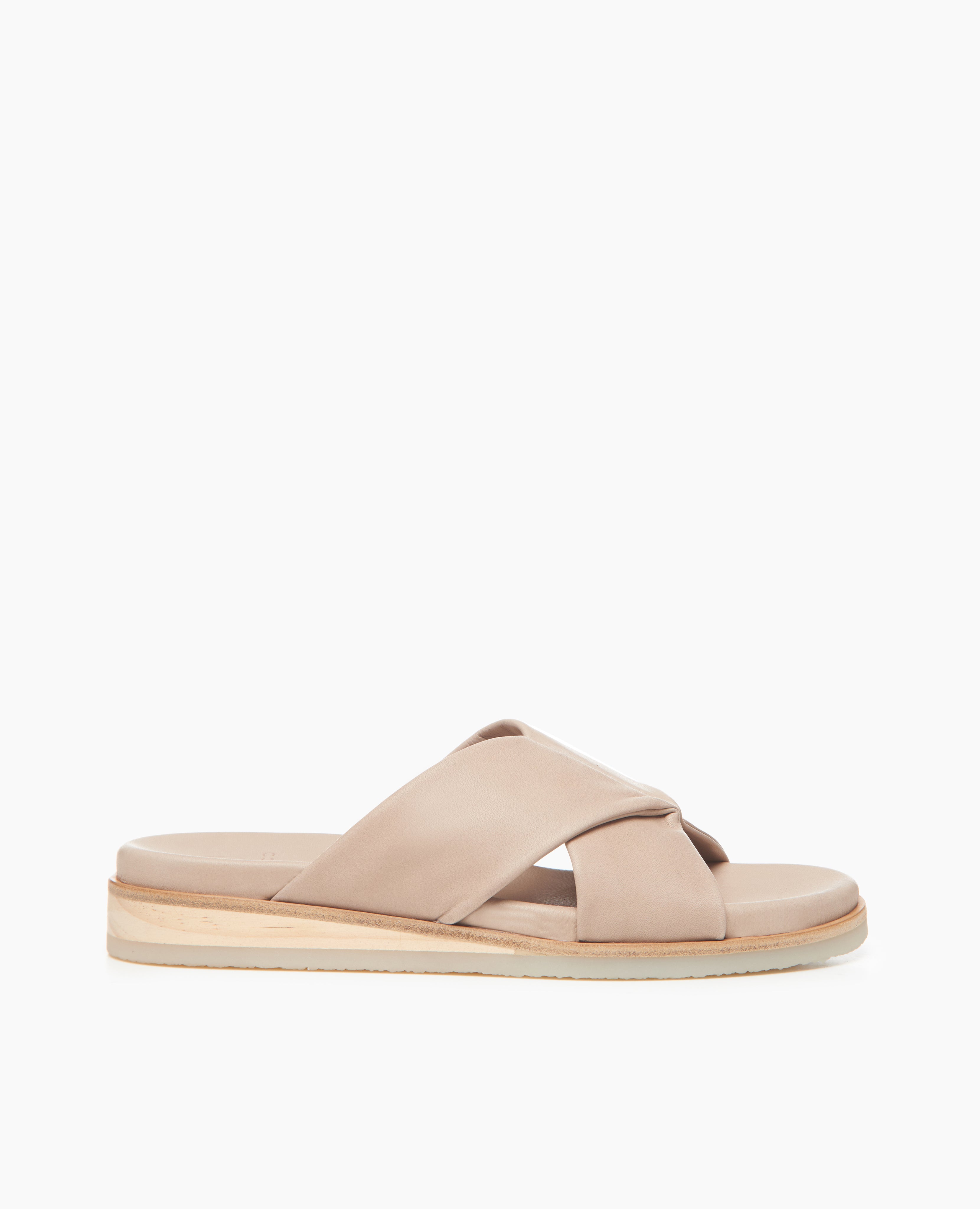 Pasque Sandal