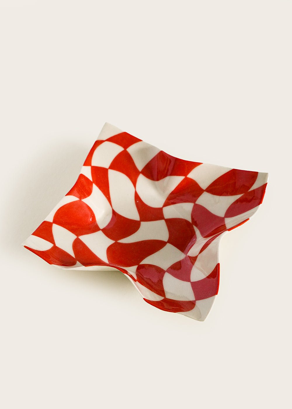 Red Small Checked Handkerchief Dish