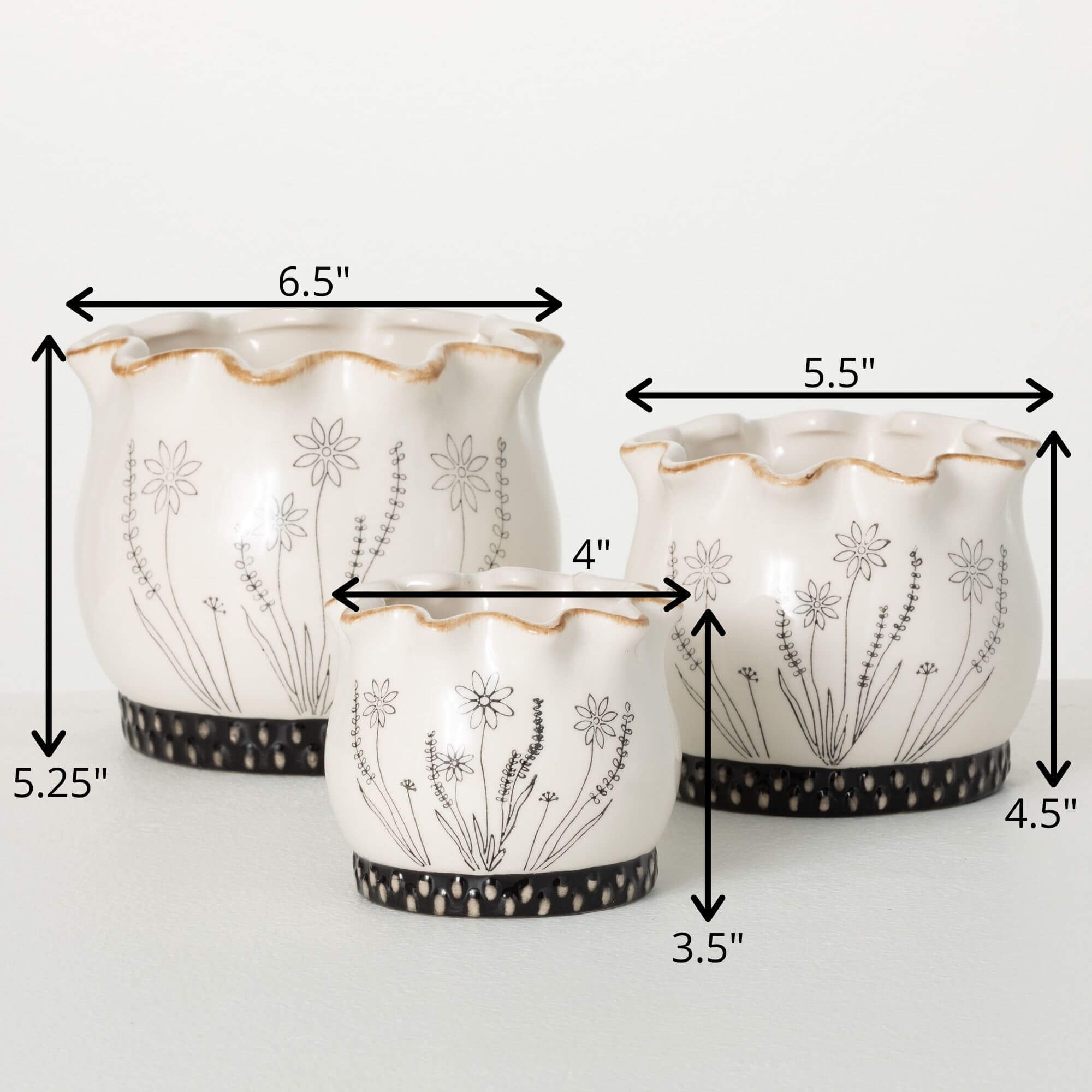 Scalloped Floral Planter Set 3