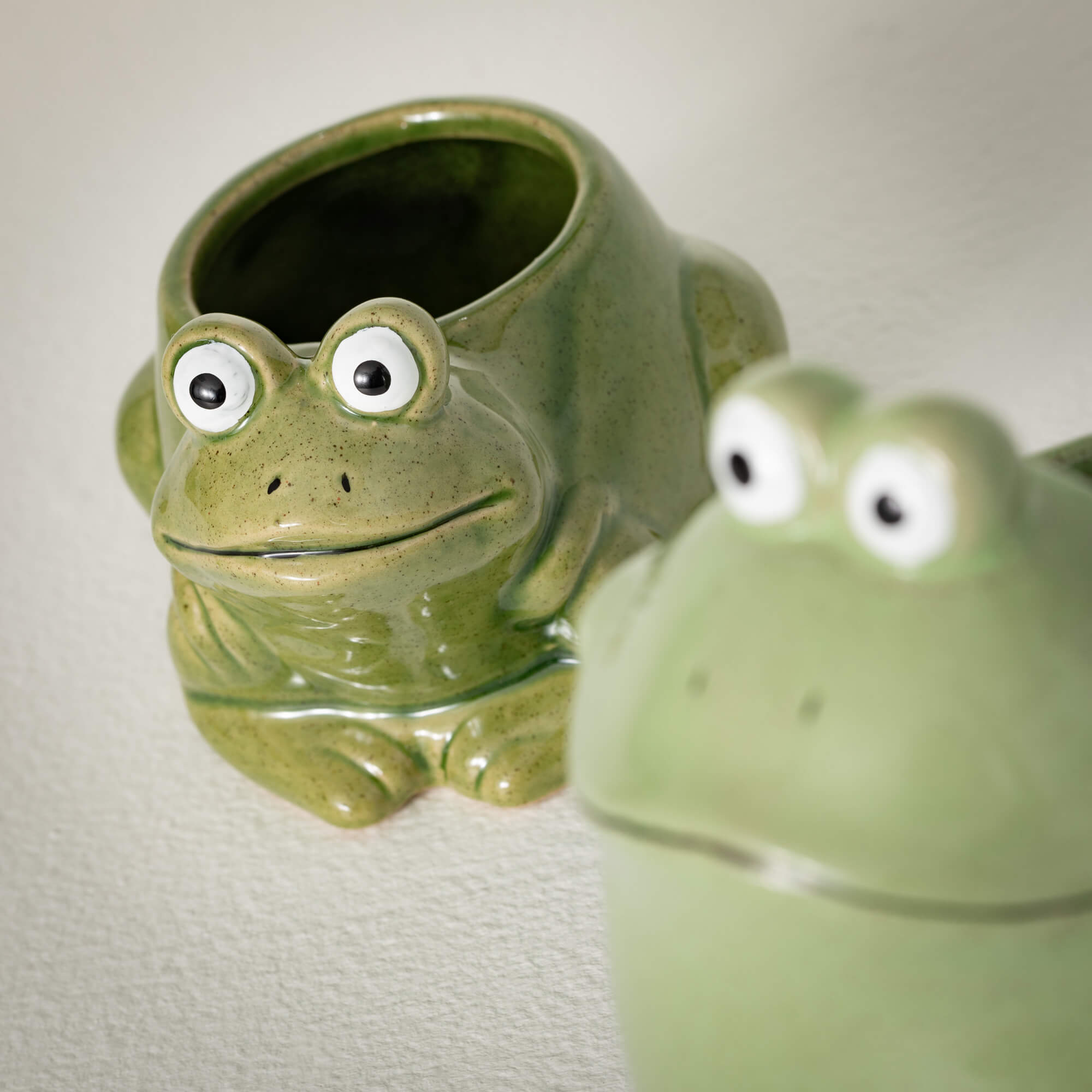 Toad-Ally Fun Planter Set Of 2